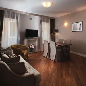 residenza-ducato-corte-contarina.hotelinveneto.com/