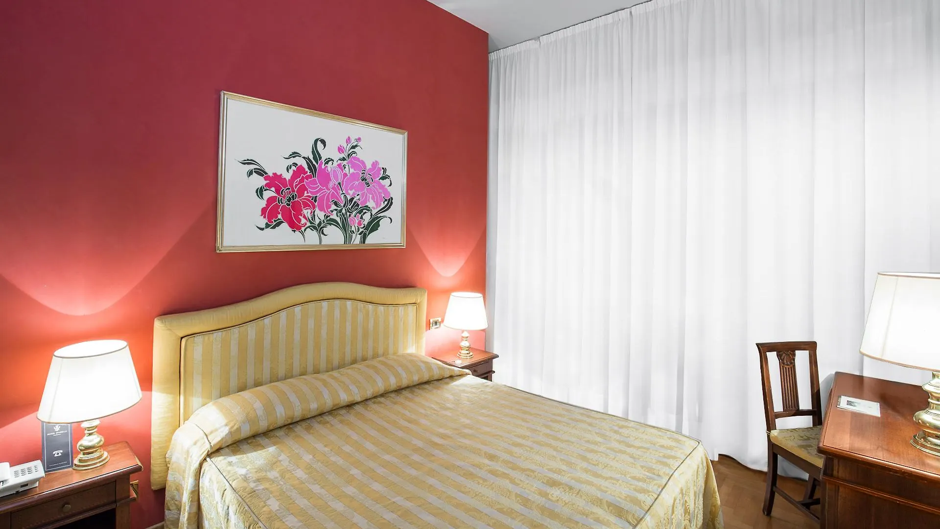 טאורמינה Hotel Isabella