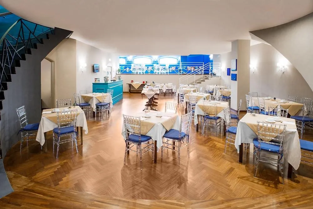 טאורמינה Hotel Isabella