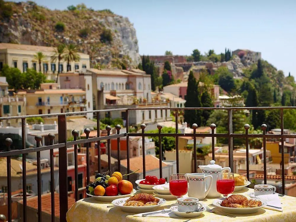 ***  Hotel Isabella Taormina Itália